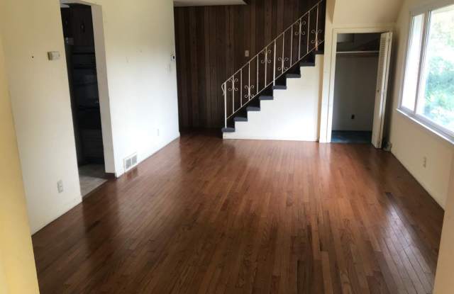 7244 Belmont Avenue Gallery 2