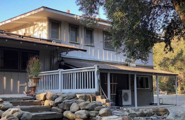 1073 Shippee Lane - 1073 Shippee Lane, Ventura County, CA 93023 1073 Shippee Lane - 1073 Shippee Lane, Ventura County, CA 93023