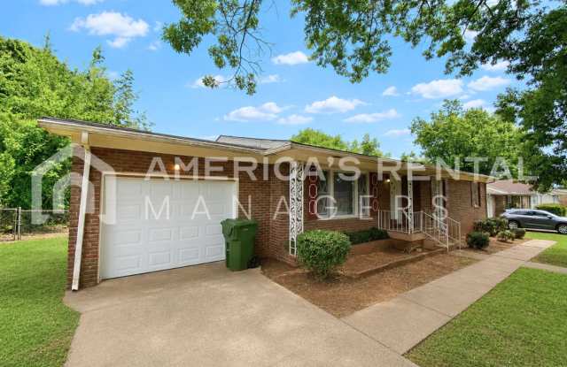 Home for Rent in Huntsville! Minutes from Downtown & Bridge Street Town Centre! AVAILABLE NOW! Gallery 3