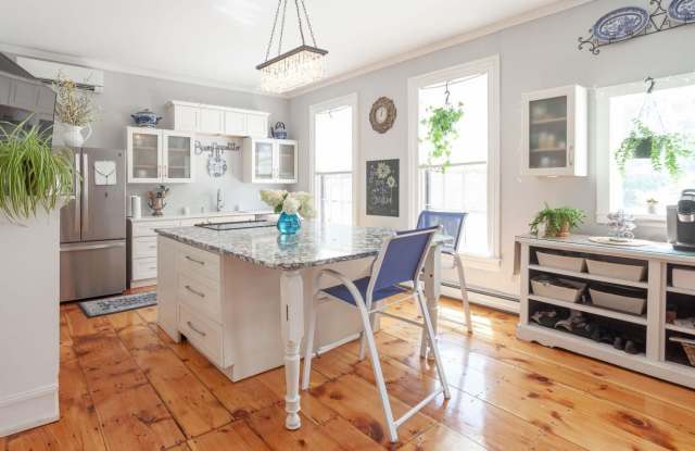 40 Main Street photos photos