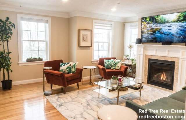 122 Mutton Ln. Gallery 4