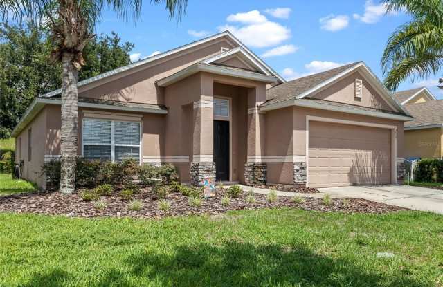239 PIMA TRAIL - 239 Pima Trail, Groveland, FL 34736