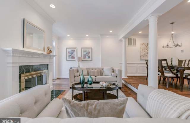 3905 HIGHWOOD COURT NW Gallery 4