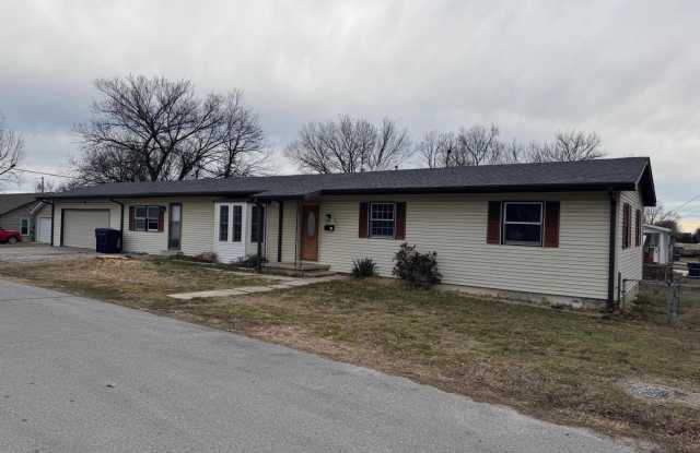 1301 W Central Street photos photos