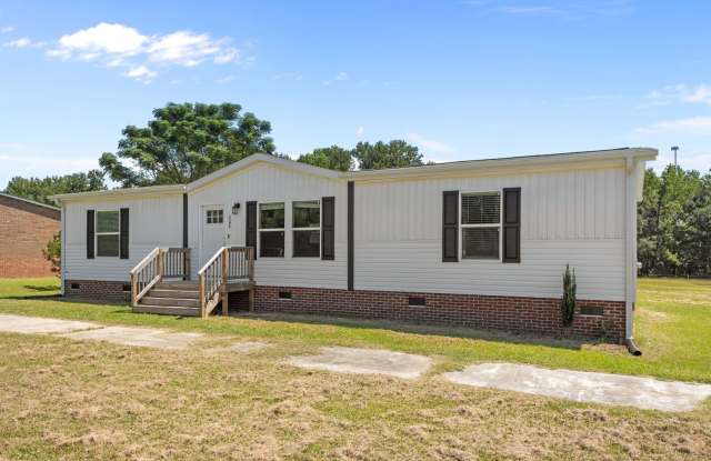 New build home on a spacious lot! Gallery 4