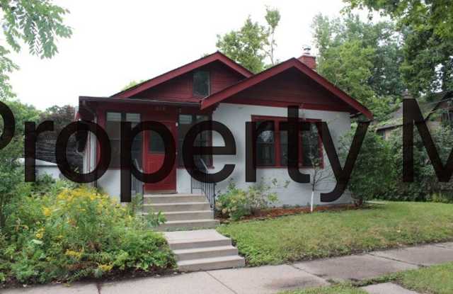 Marcy Holmes Single Family Home, Hardwood Floors, Patio Area, Garage Gallery 1