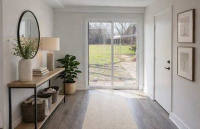 8418 MEADOWBROOK Drive Gallery 3