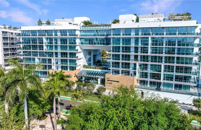 9221 E Bay Harbor Drive Gallery 1