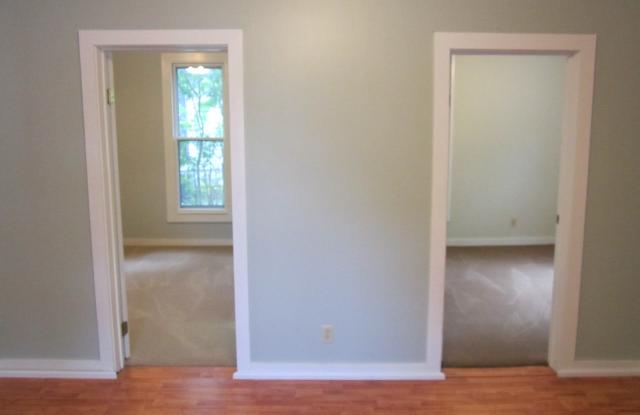 819 W Kirkwood Avenue Gallery 4