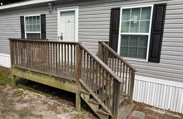 3-Bedroom, 2-Baths located at 516 Oak Ave. Murrells Inlet photos photos