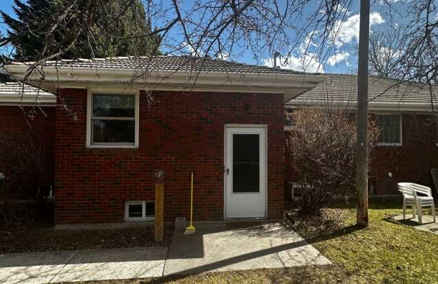 2 Bedroom Apartment Only Steps from Campus photos photos