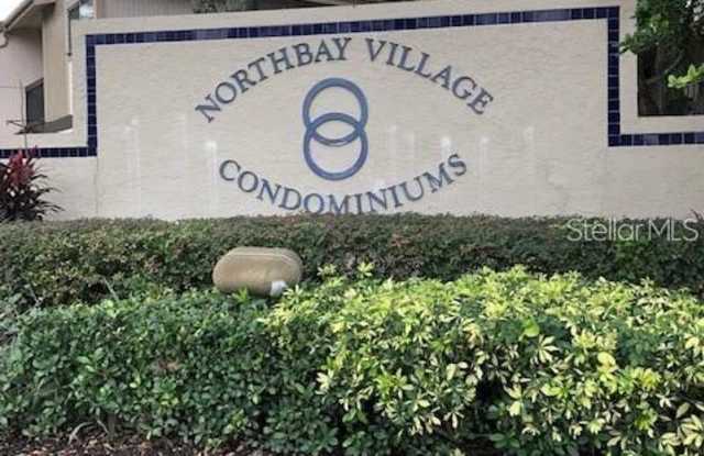 6305 NEWTOWN CIRCLE Gallery 2