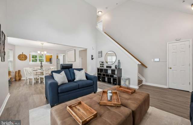3709 38TH Avenue Gallery 2