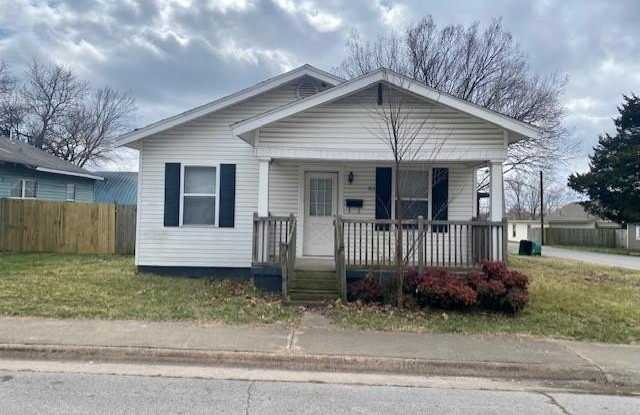 703 Center  AVE photos photos