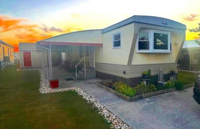 119 CLAM SHELL RD photos photos