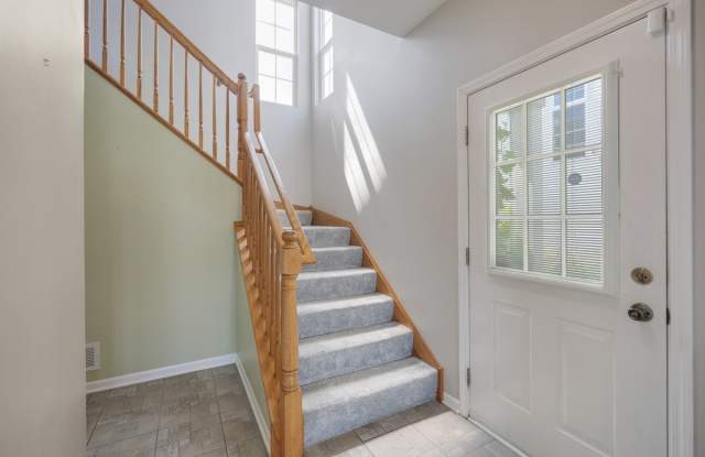 1829 Golden Gate Lane Gallery 3