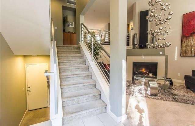 610 E Jeanette Lane Gallery 2