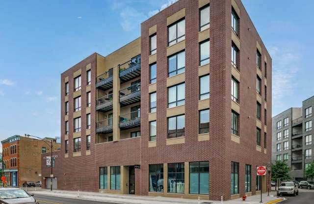 680 N Milwaukee Avenue photos photos
