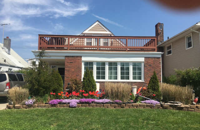549 East Park Avenue photos photos