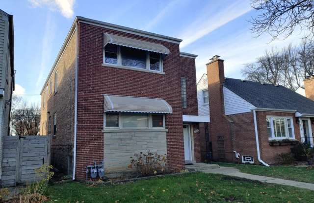 724 Florence Avenue - 724 Florence Avenue, Evanston, IL 60202