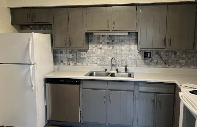 912-914 La Tourrette Court - 914 - 912 La Tourrette Court, Vandalia, OH 45377