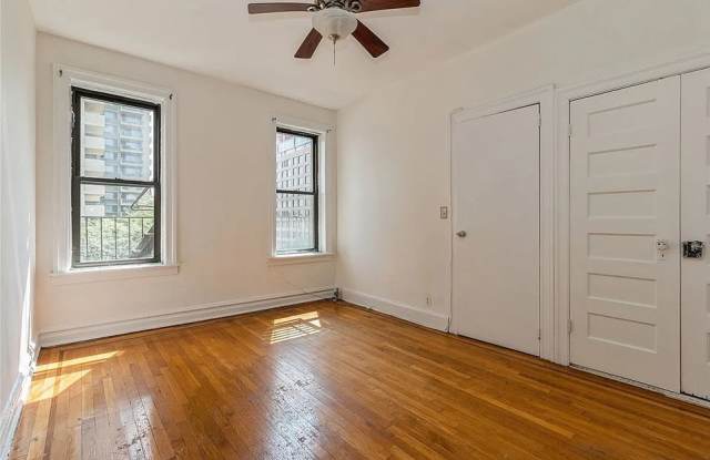 35 Crown St Apt 4H Gallery 2