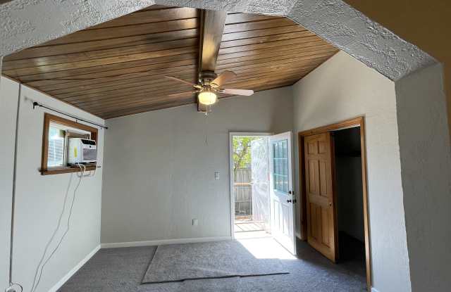 14105 Sycamore Avenue photos photos