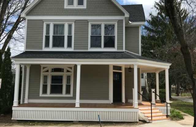 292 Nelson Ave. 4 - 292 Nelson Avenue, Saratoga Springs, NY 12866