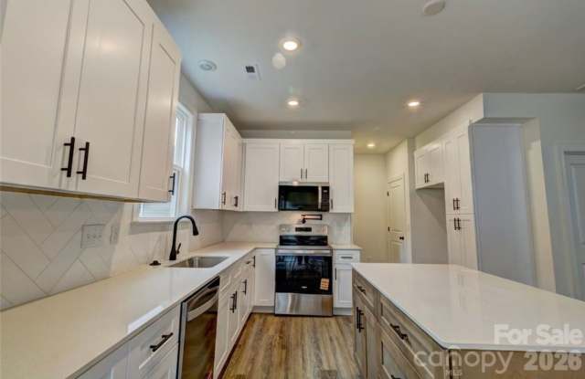 Charming 3BR House in Shelby photos photos
