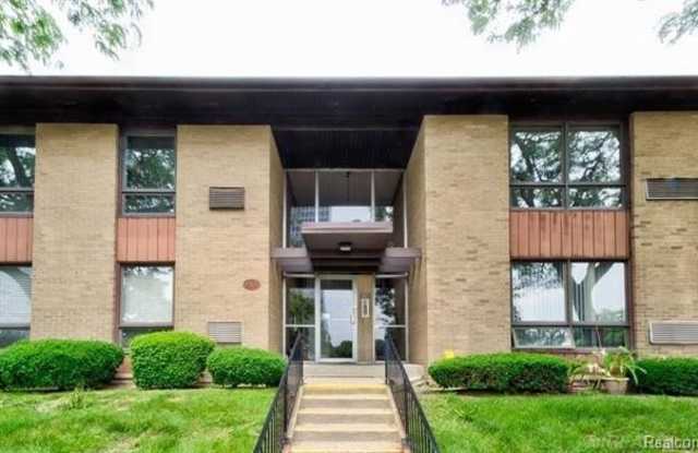 1535 Cherboneau Place Gallery 1