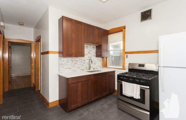 4820 N Leavitt St 1 - 1 South Leavitt Street, Chicago, IL 60612