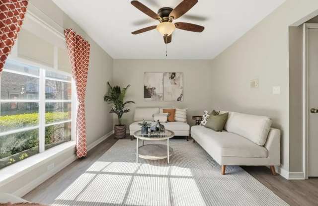 Gorgeous Shreveport Townhome! Gallery 3