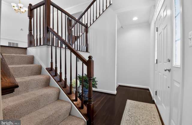 25099 PRAIRIE FIRE Square Gallery 3