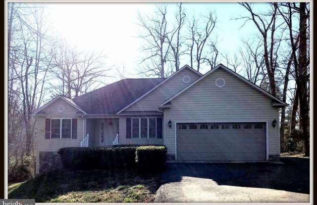 711 YORKTOWN Boulevard photos photos