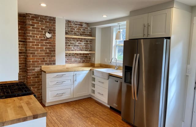 25 Concord Way - 25 Concord Way, Portsmouth, NH 03801