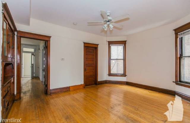 3639 N Paulina St Gallery 2