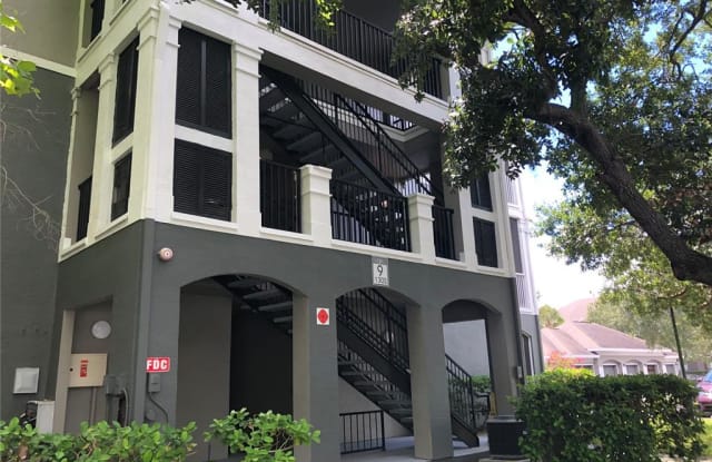 1302 HIGH HAMMOCK DRIVE - 1302 High Hammock Drive, Brandon, FL 33619