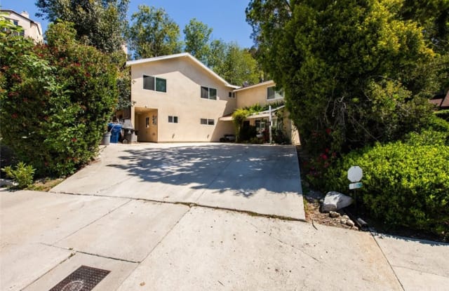5634 Farralone Avenue - 5634 Farralone Avenue, Los Angeles, CA 91367