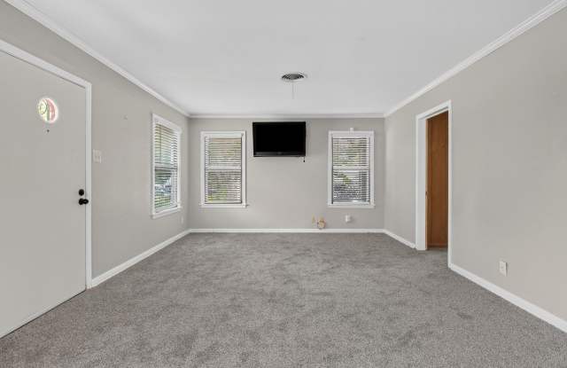 234 Irvington Gallery 4