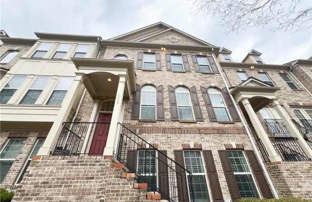 1008 Paces Chase - 1008 East Paces Chase, Atlanta, GA 30326 1008 Paces Chase - 1008 East Paces Chase, Atlanta, GA 30326