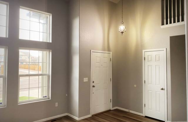 4 bedroom 4 bath single-family home Gallery 1