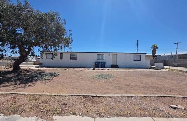 1121 Pawnee Lane photos photos
