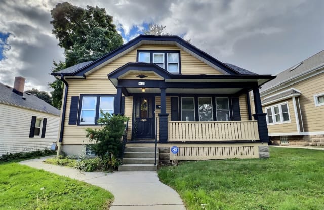 4625 West Townsend Street - 4625 West Townsend Street, Milwaukee, WI 53216