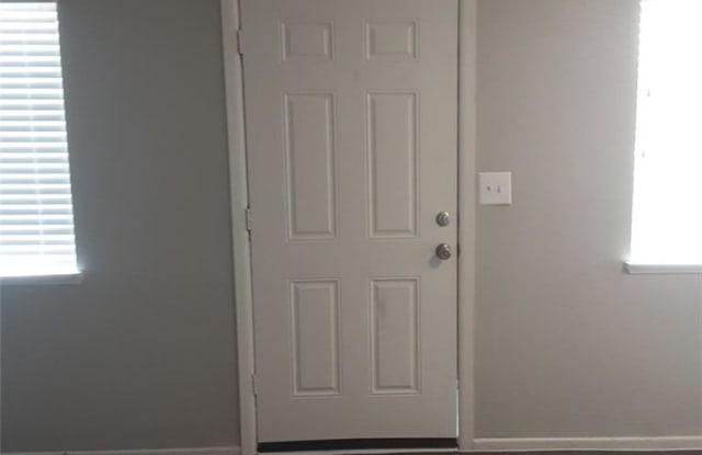 321 Gayle Avenue - 321 Gayle Avenue, Henderson, NV 89015