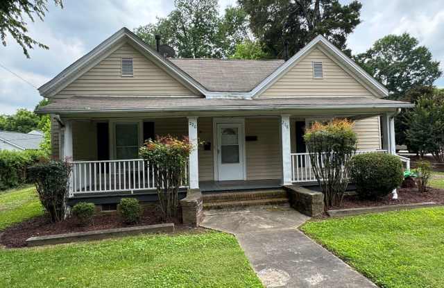 MOVE-IN READY! - 220 Summit Avenue, Mount Holly, NC 28120