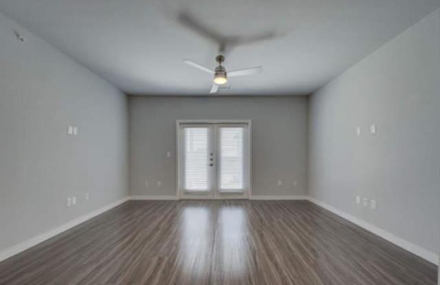 2247 Independence Dr Gallery 3