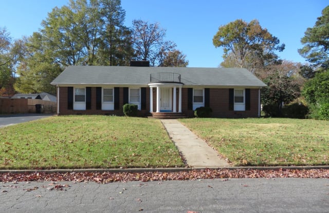 108 Norwood Drive - 108 Norwood Drive, Colonial Heights, VA 23834