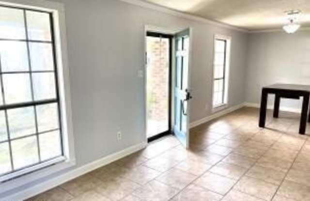 128 Longfellow Drive Gallery 2
