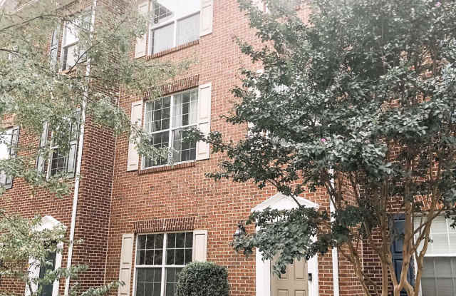 12426 OAK RAIL LANE - 12426 Oak Rail Lane, Fair Lakes, VA 22033