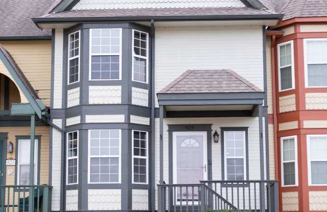 929 W 12th St N photos photos